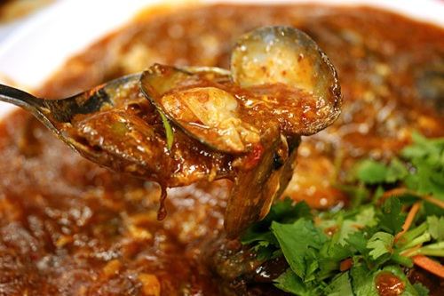 Mussels in spicy gravy